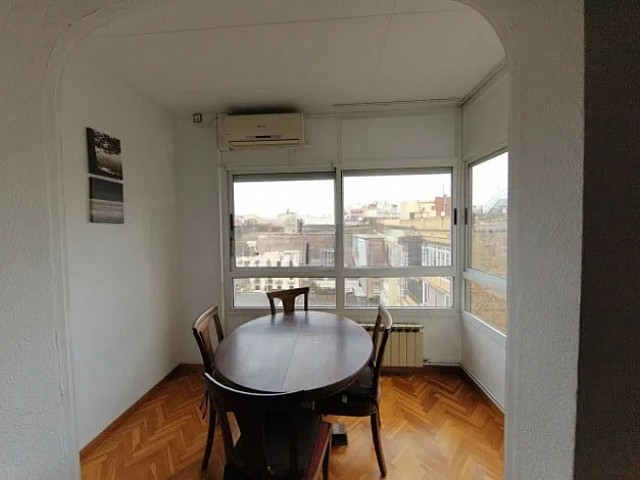 Ref. 116007 - Ätico en Venta en Fort Pienc, Barcelona - Comedor