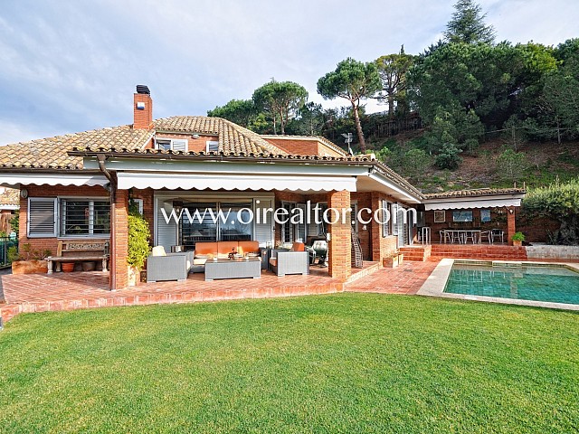 Villa for sell Sant Vicenç de Montalt Oirealtor010