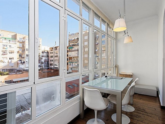 Venta de piso en calle Casanova 