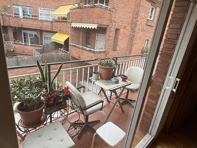 Piso en venta en La Font d'en Fargues, Barcelona.