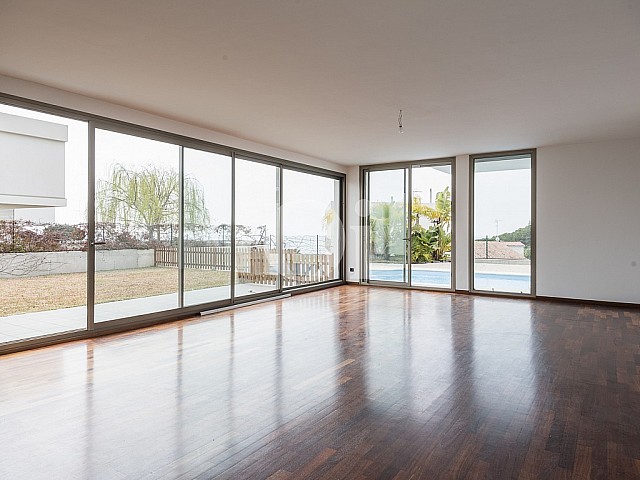 Casa moderna de nova construcció en venda a Arenys de Mar, Maresme