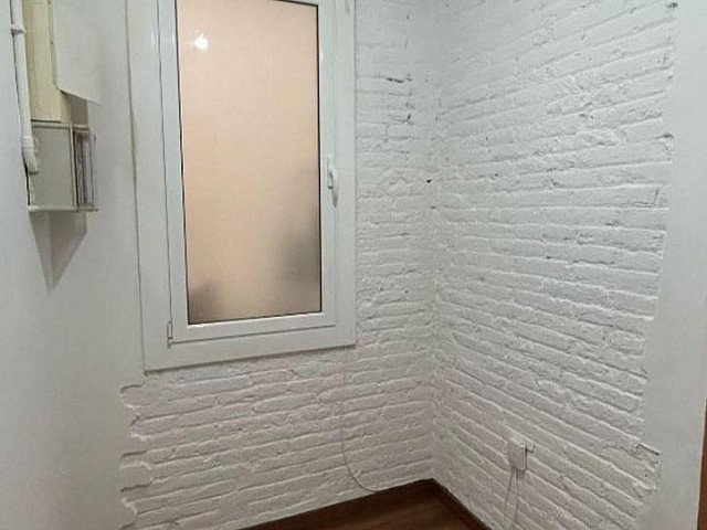 Ref. 128214 - Piso en venta en Carrer del Torrent de Les Flors Vila