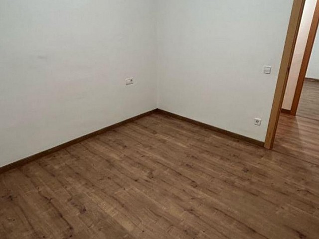 Ref. 128214 - Piso en venta en Carrer del Torrent de Les Flors Vila