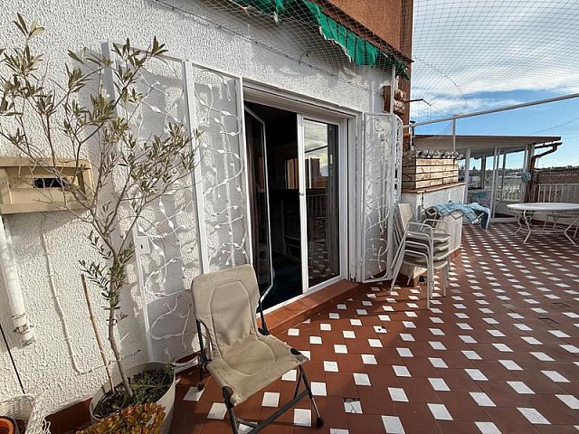 Ref. 118707 - Ático en venta en la Nova Esquerra