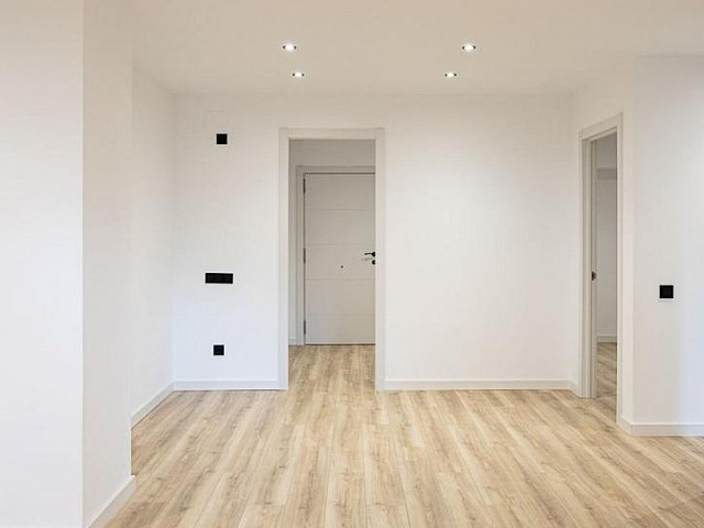 Ref. 129985 - Piso en venta en Les Corts Barcelona