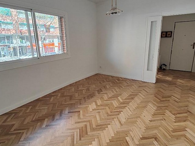 Piso en venta en Sants, Barcelona.