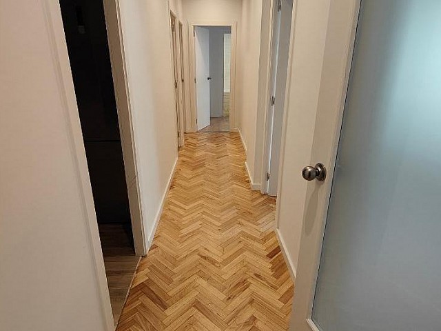 Ref. 131529 - Piso en venta en Sants, Barcelona.