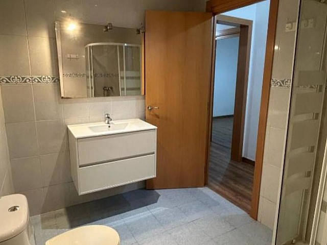 Ref. 128214 - Piso en venta en Carrer del Torrent de Les Flors Vila