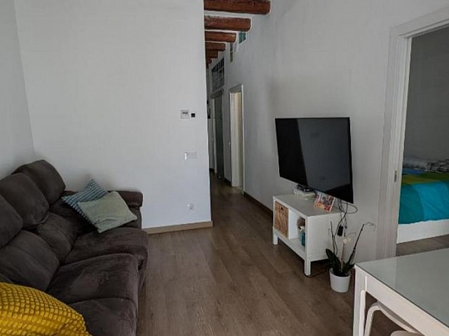 Ref. 129882 - Piso en venta en Poble sec, Barcelona.