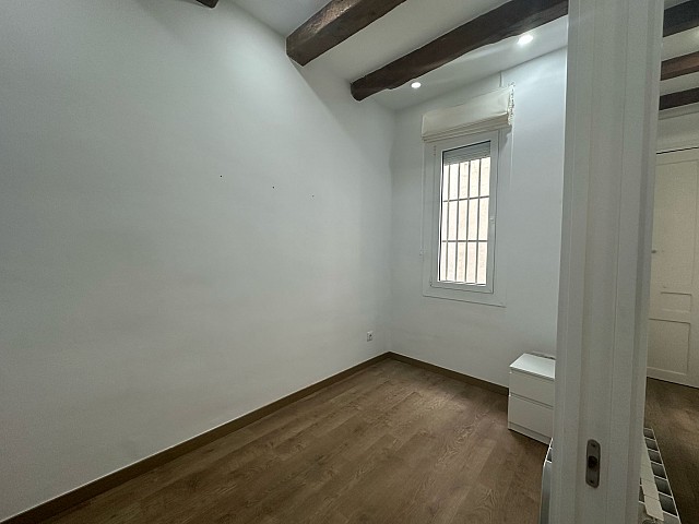 Ref. 129882 - Piso en venta en Poble sec, Barcelona.