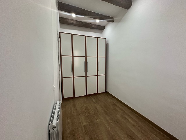 Ref. 129882 - Piso en venta en Poble sec, Barcelona.