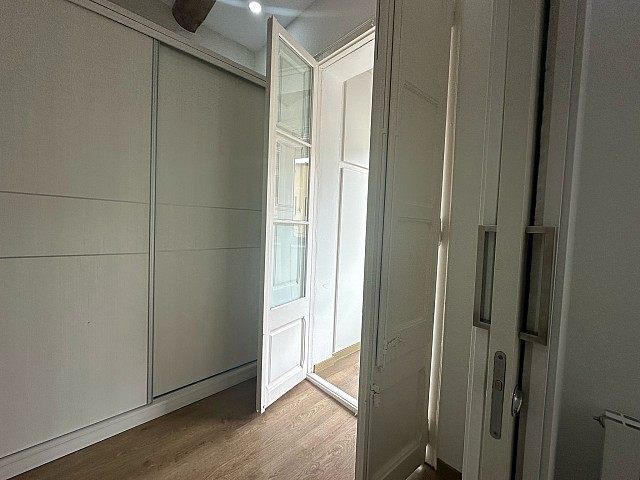 Ref. 129882 - Piso en venta en Poble sec, Barcelona.