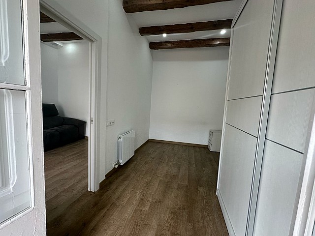 Ref. 129882 - Piso en venta en Poble sec, Barcelona.