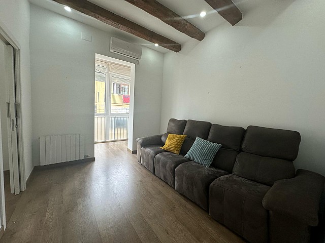 Ref. 129882 - Piso en venta en Poble sec, Barcelona.