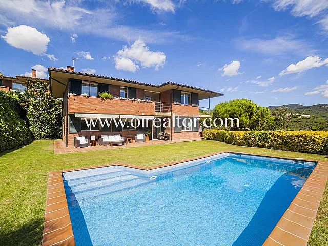 House for sale with sea views in Sant Andreu de Llavaneres, Maresme