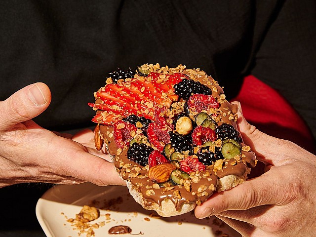 Ref. 133881 - ¡Oportunidad Imperdible de Traspaso: Bar en Plena Zona de Entença, Barcelona!