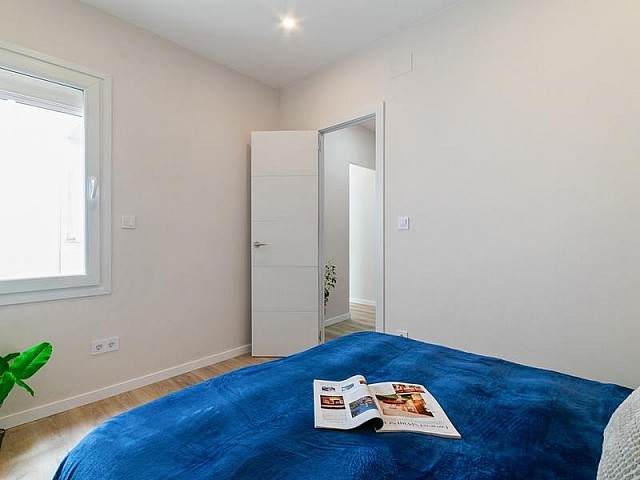 Ático Reformado con Terraza y Vistas Increíbles a la Sagrada (4)