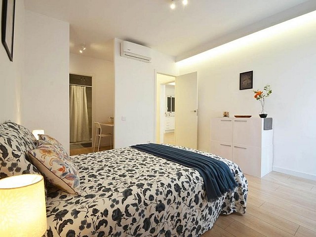 DeWatermark.ai 1747685951027