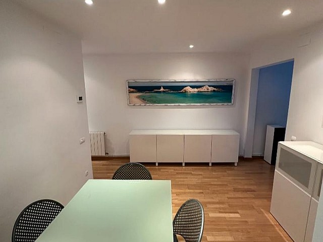 Ref-136346 Piso en Guinardó, luminoso, buena ubicación y comunicación.