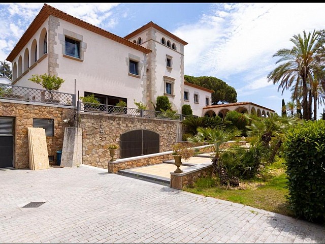 Casa en venta en Sant Andreu de Llavaneras Barcelona (24)
