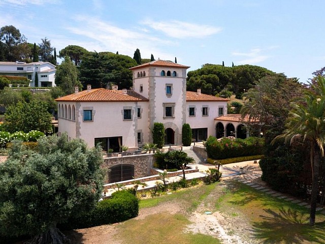 Casa en venta en Sant Andreu de Llavaneras Barcelona (25)