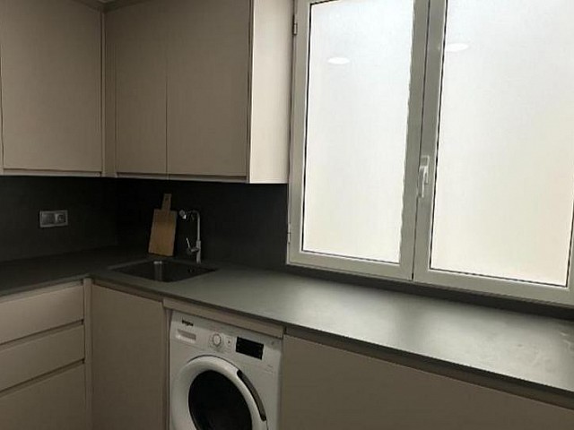 Piso Reformado en Venta en Eixample Derecho
