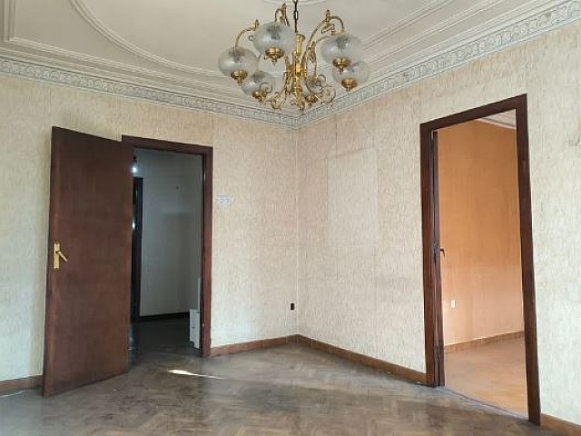 Renovatiemogelijkheid: appartement te koop in L'Antiga Esquerra