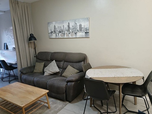 Ruim appartement te huur in Villa Olimpica