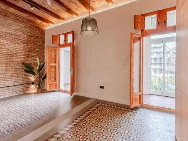 Une maison moderne avec une âme historique : à côté du Mercat del Ninot, Eixample