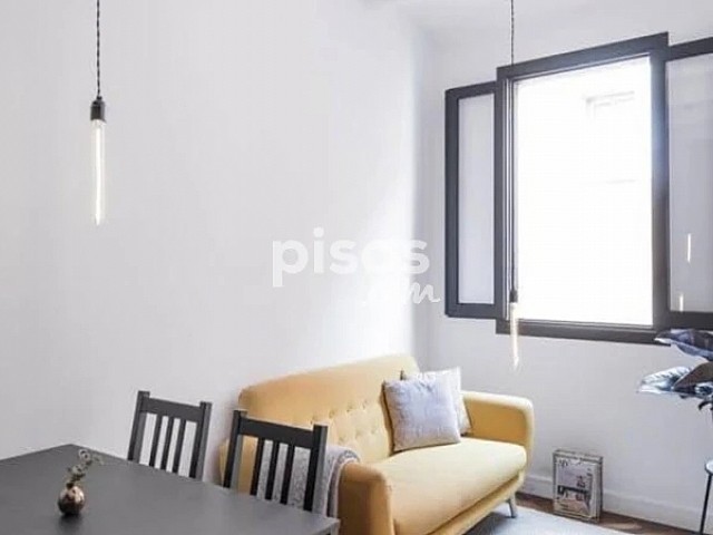 Piso en alquiler en Carrer de les Carretes, cerca de Carrer de la Cera