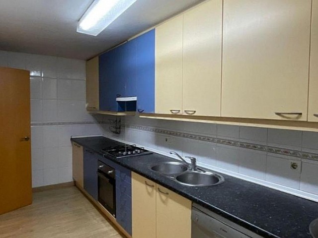 DeWatermark.ai 1753350048837