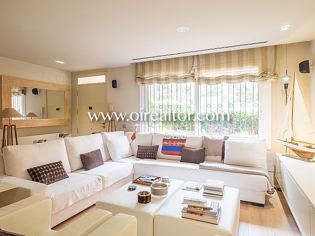 Extraordinary house for sale with views over Putxet park, Barcelona