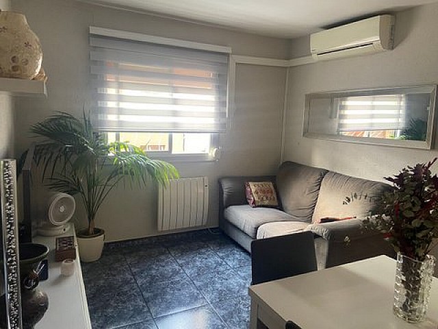 ¡Oportunidad en Hospitalet! Piso reformado, luminoso y bien comunicado