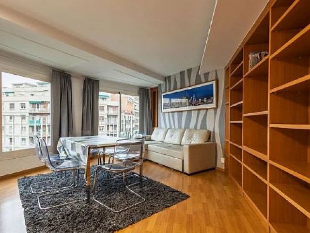 ¡Inversión Única! Piso reformado con licencia turística en la Sagrada Familia, Barcelona