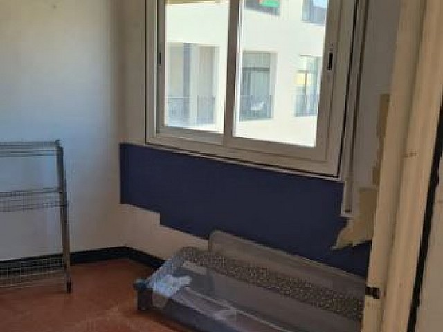 Piso para reformar con proyecto de vida en La Sagrada Famíli (1)