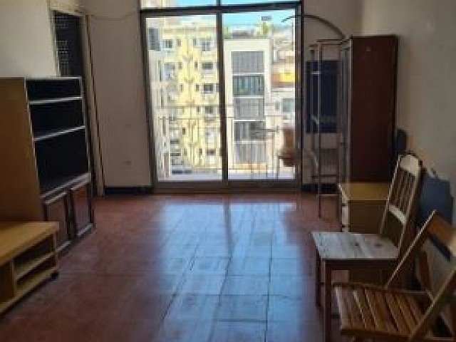 Piso para reformar con proyecto de vida en La Sagrada Famíli (10)