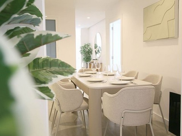 Alquiler de Piso de Diseño con Vistas a la Calle Bailèn en La Dreta de l'Eixample, Barcelona