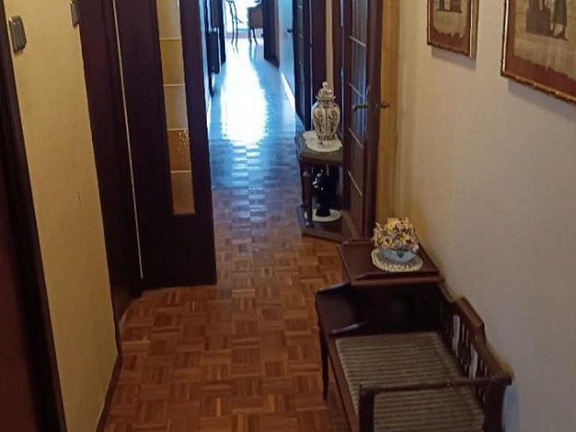 Piso con Balcón en Venta en Plaza lessep, Barcelona