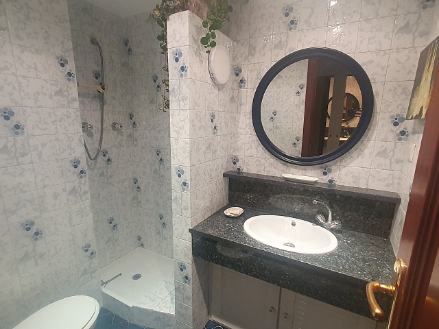 Piso luminoso con balcón-terraza en Sagrada Família