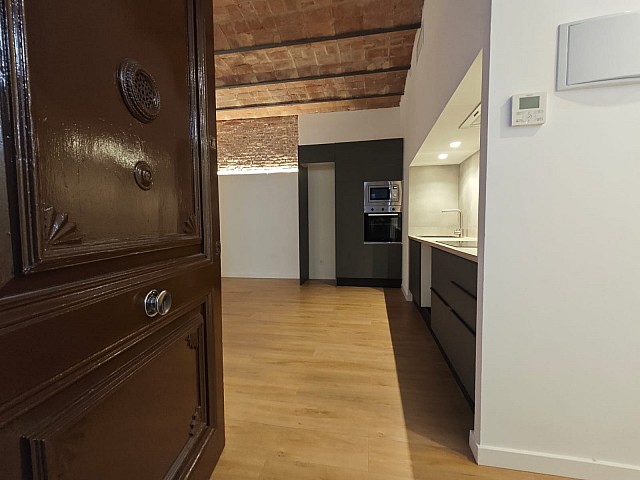  Piso con Encanto Modernista en Venta en El Gotic Barcelona