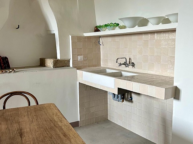  Castillo del siglo XI reformado con estilo contemporáneo e (9)