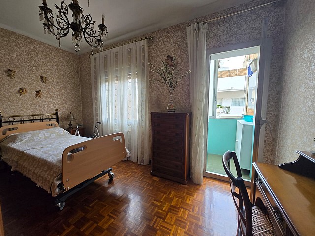 Piso con Balcón en Venta en Plaza lessep, Barcelona