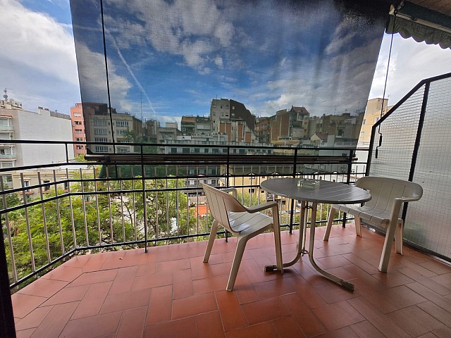 Piso con Balcón en Venta en Plaza lessep, Barcelona