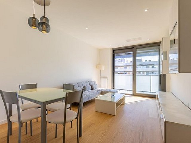 Appartamento in affitto con garage vicino alla stazione della metropolitana Poblenou, Barcellona