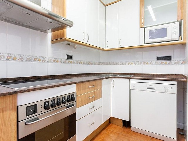 Piso encantador en La Nova Esquerra de l'Eixample, Barcelona (3)