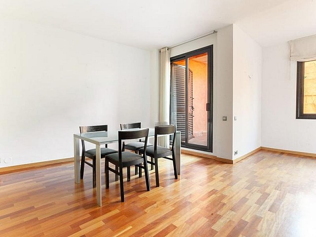 Piso encantador en La Nova Esquerra de l'Eixample, Barcelona (4)