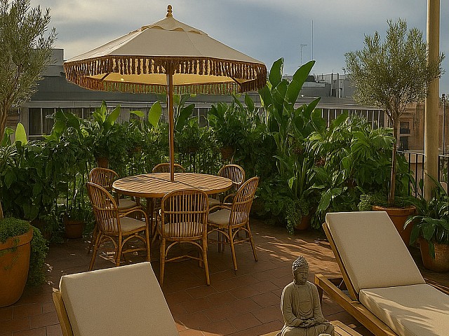 Ático Dúplex de Lujo con Amplias Terrazas en una Ubicación Privilegiada