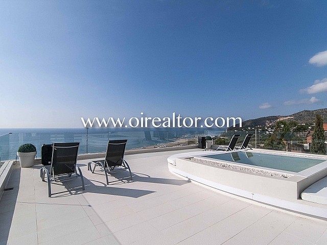 Magnificent house for sale suspended over the sea in Castelldefels