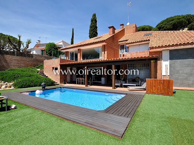 Espectacular casa con vistas al mar en Premià de Dalt
