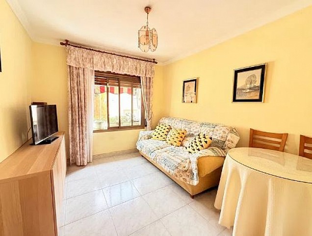 Piso en venta luminoso en la Calle de Legazpi, Verdun Barcelona